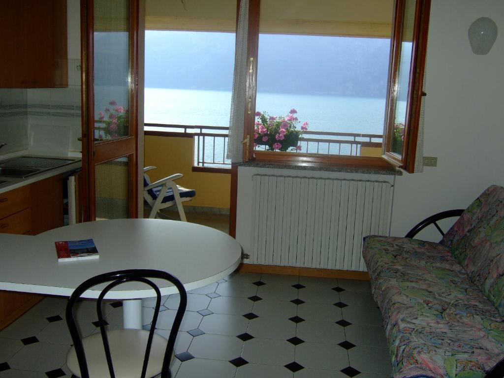 Residence San Vito Brenzone sul Garda Cameră foto